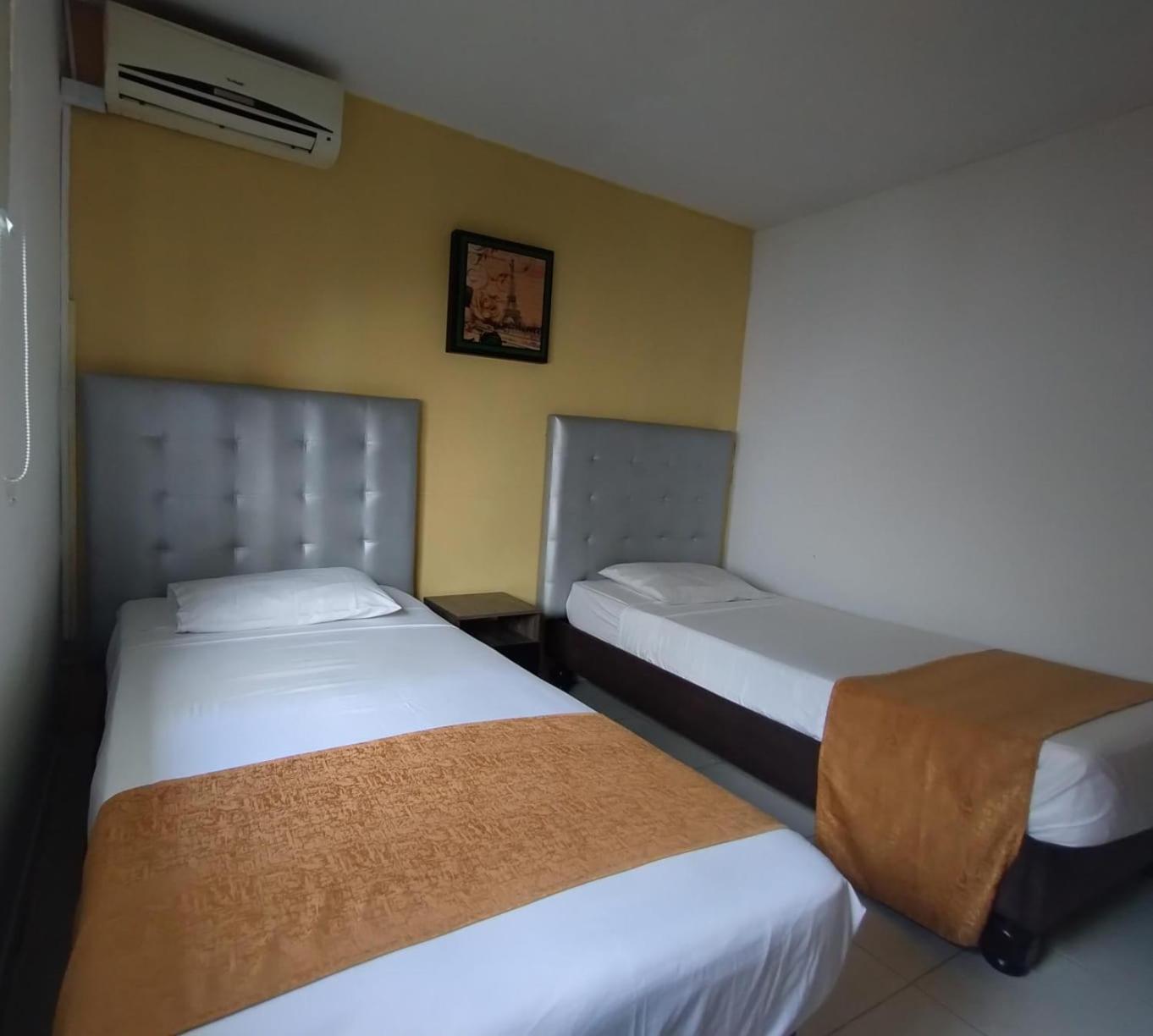 Hotel Parque Del Perro Кали Екстериор снимка