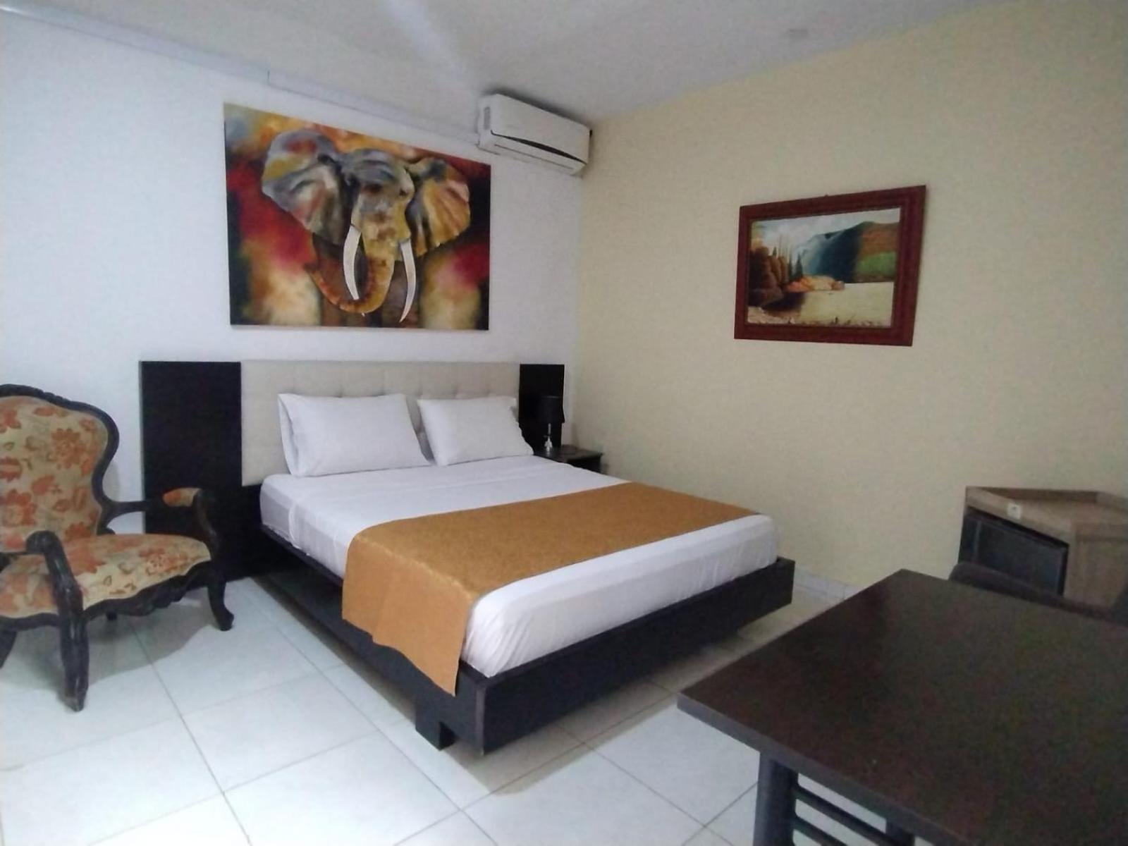 Hotel Parque Del Perro Кали Екстериор снимка